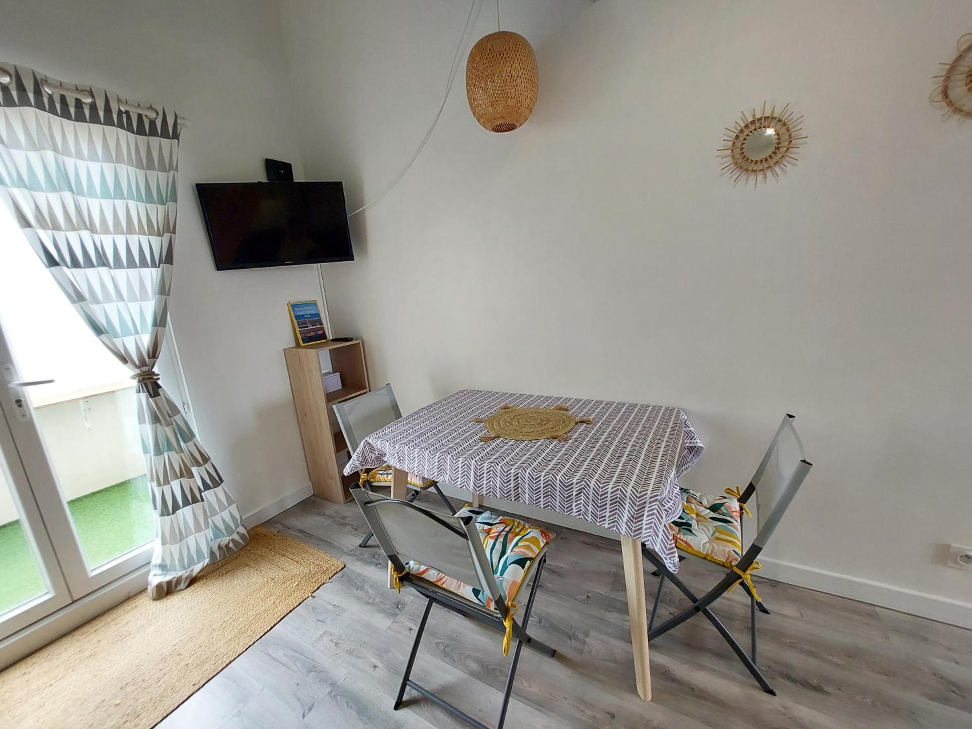 Appart Mezzanine Vue Mer Et Plage, Parking Wifi Tv Le Barcares Exterior photo